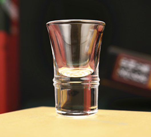 白酒杯場(chǎng)景圖