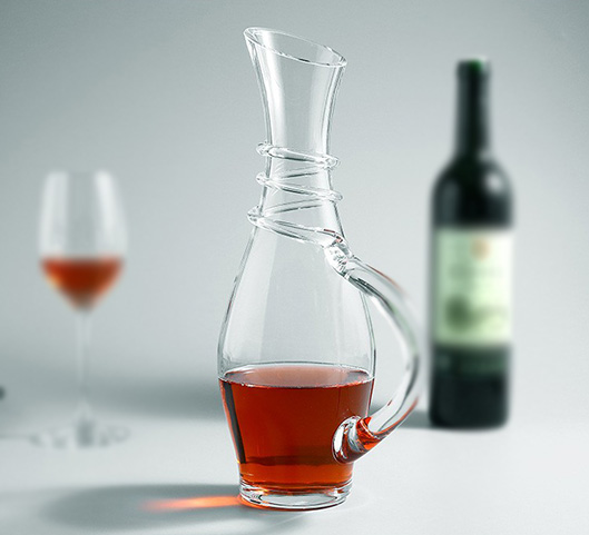 繞絲把手醒酒器場(chǎng)景圖