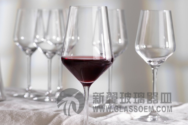 水晶玻璃杯