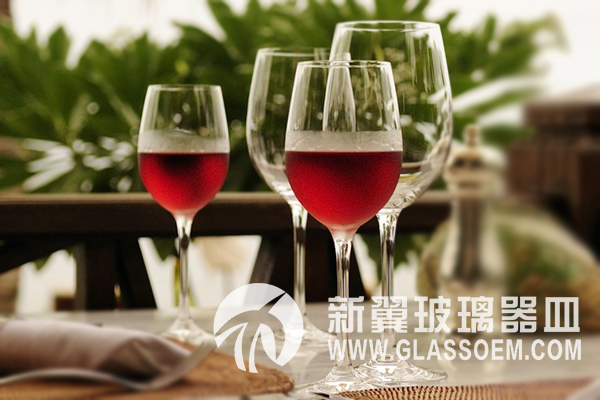 紅葡萄酒杯